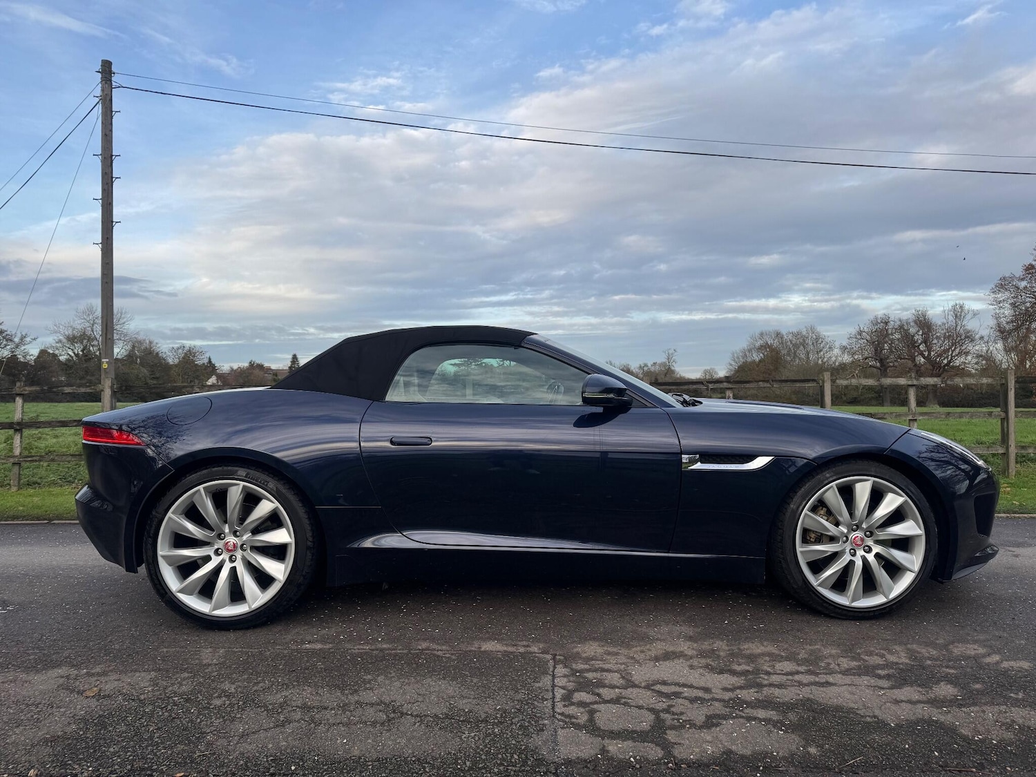 Used Jaguar F-Type for sale - 76865626: Photo 7
