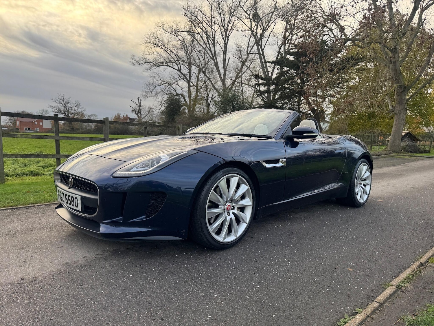 Used Jaguar F-Type for sale - 76865626: Photo 8