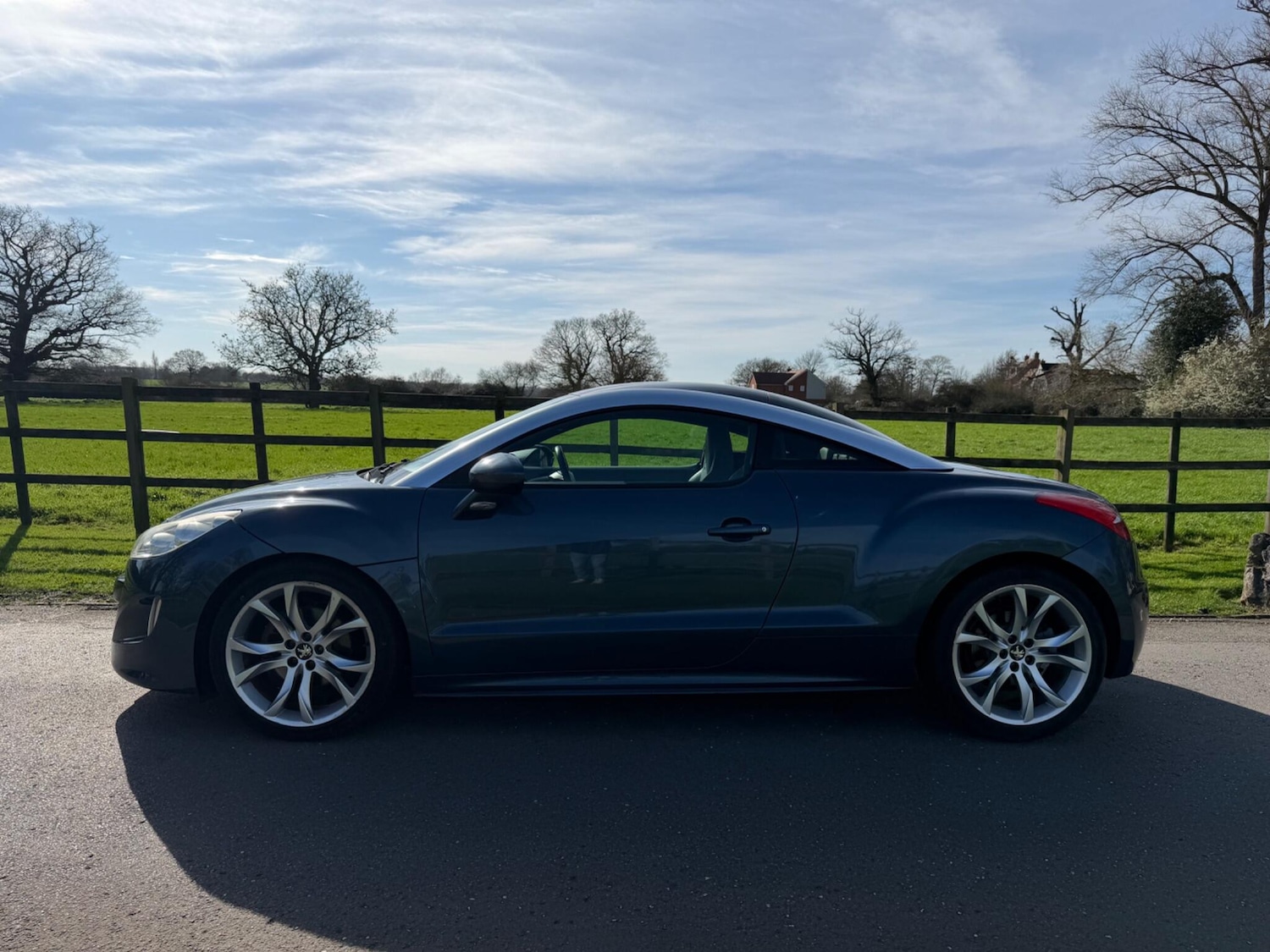 Used Peugeot RCZ 2010 for sale - 77723619: Photo 3