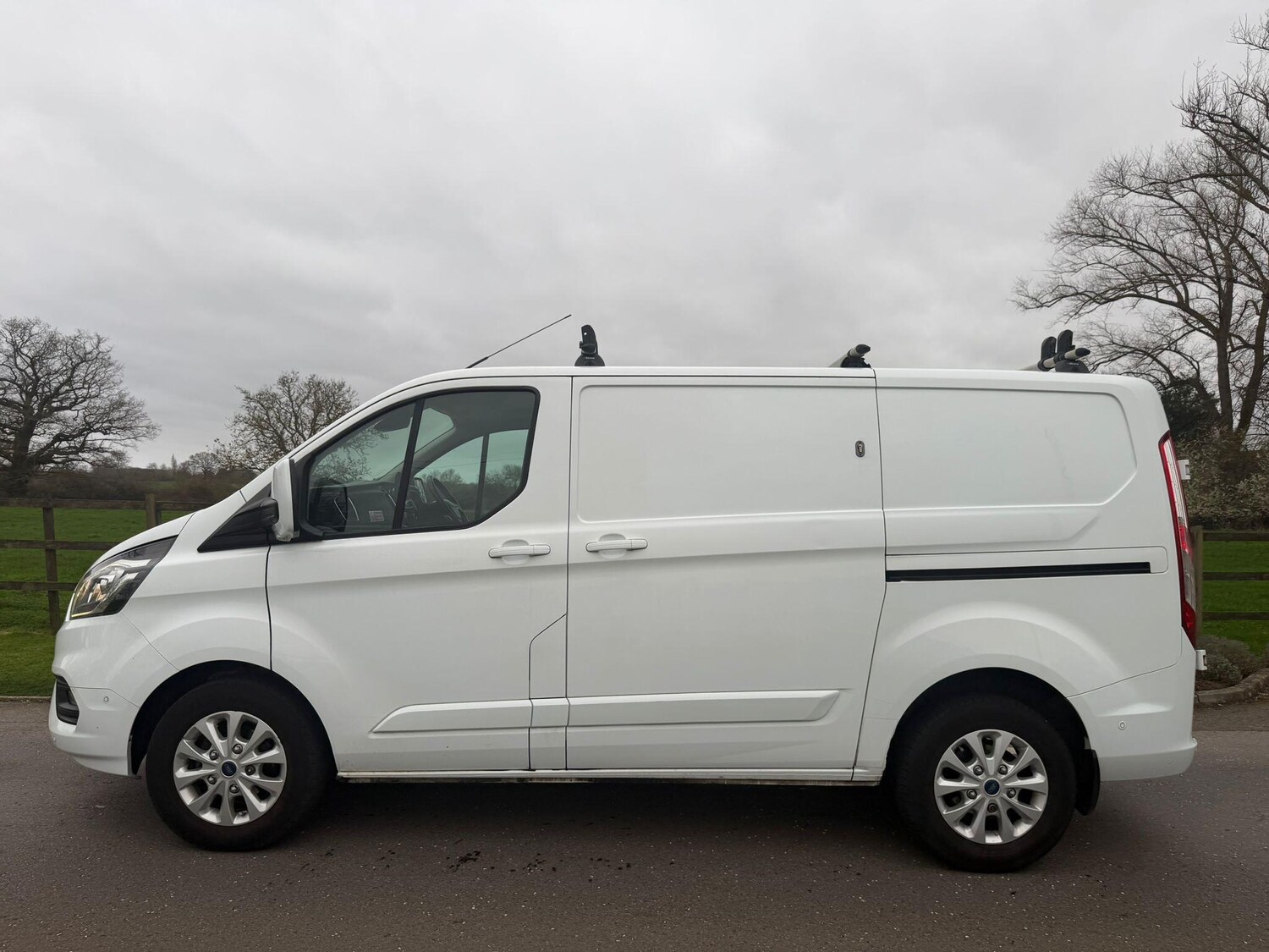 Used Ford Transit Custom for sale - 77853133: Photo 3