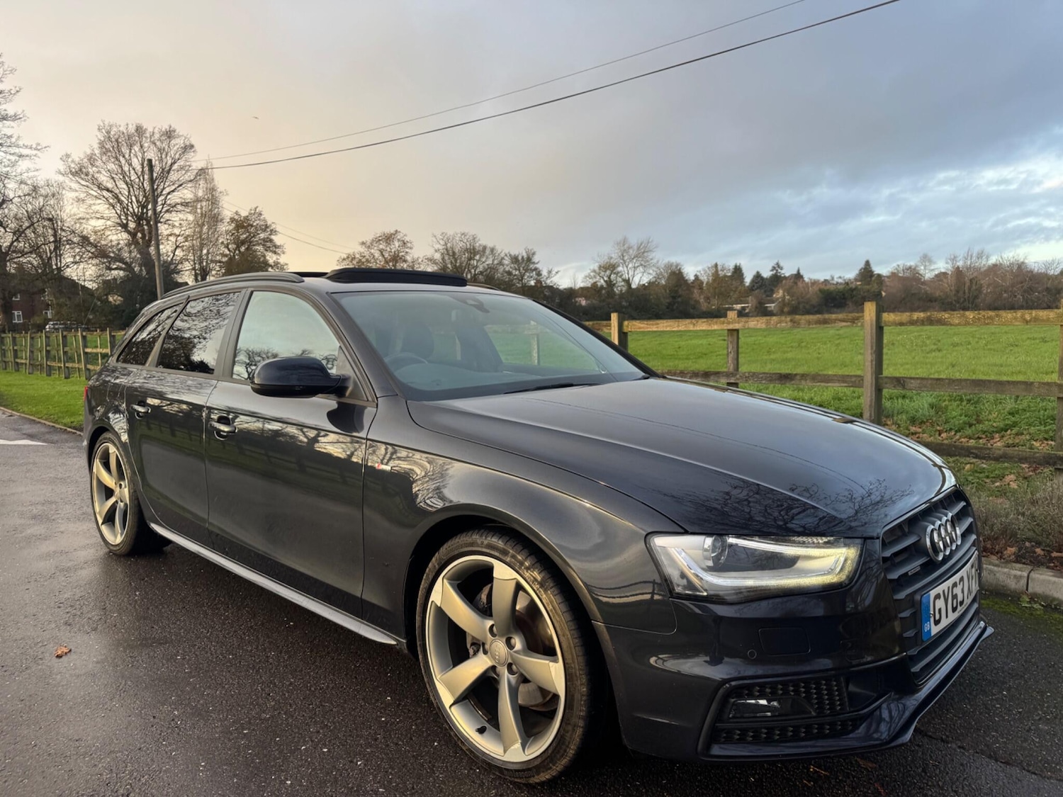 Used Audi A4 Avant 2014 for sale - 76865676: Photo 15