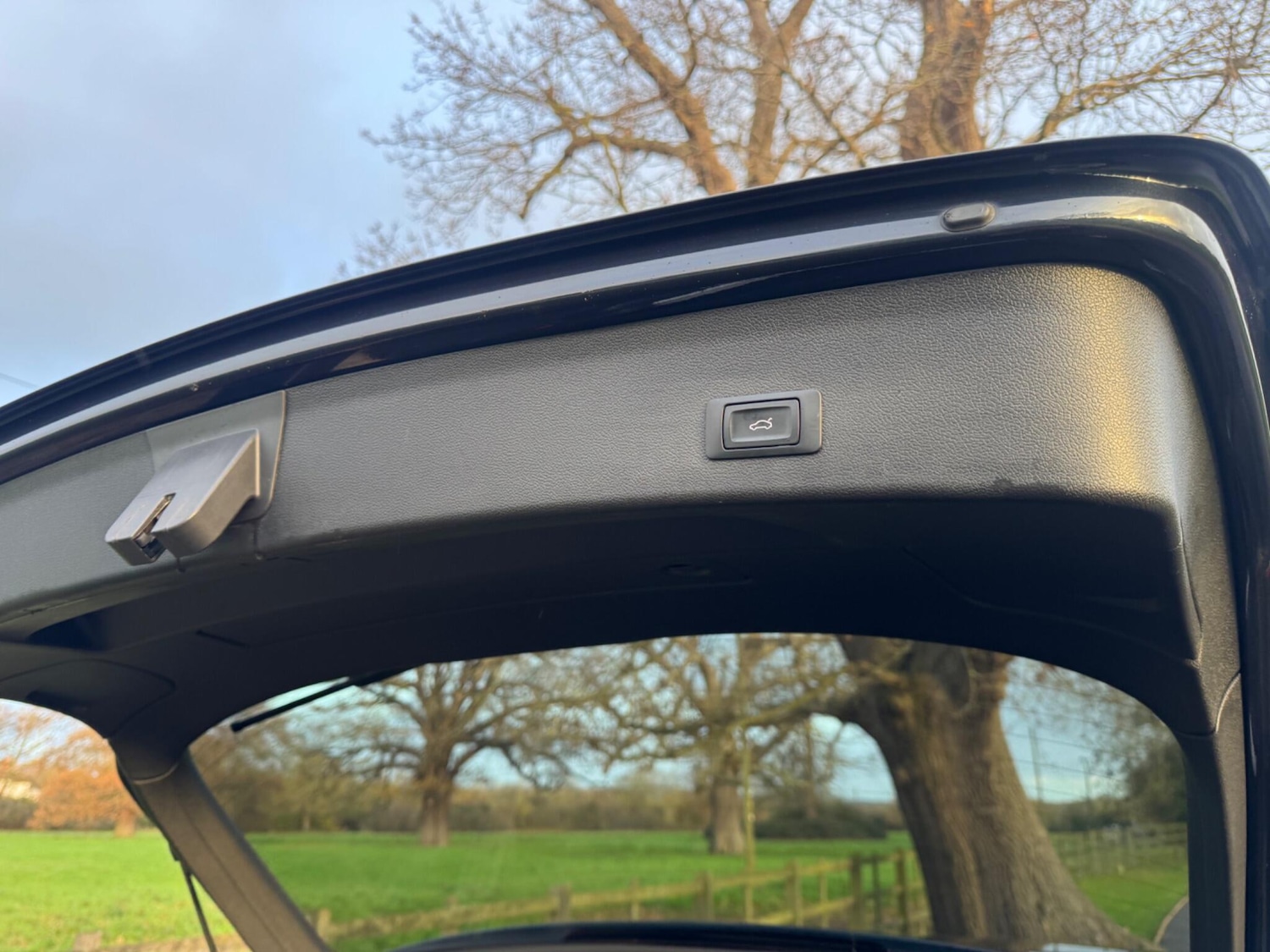 Used Audi A4 Avant 2014 for sale - 76865676: Photo 24