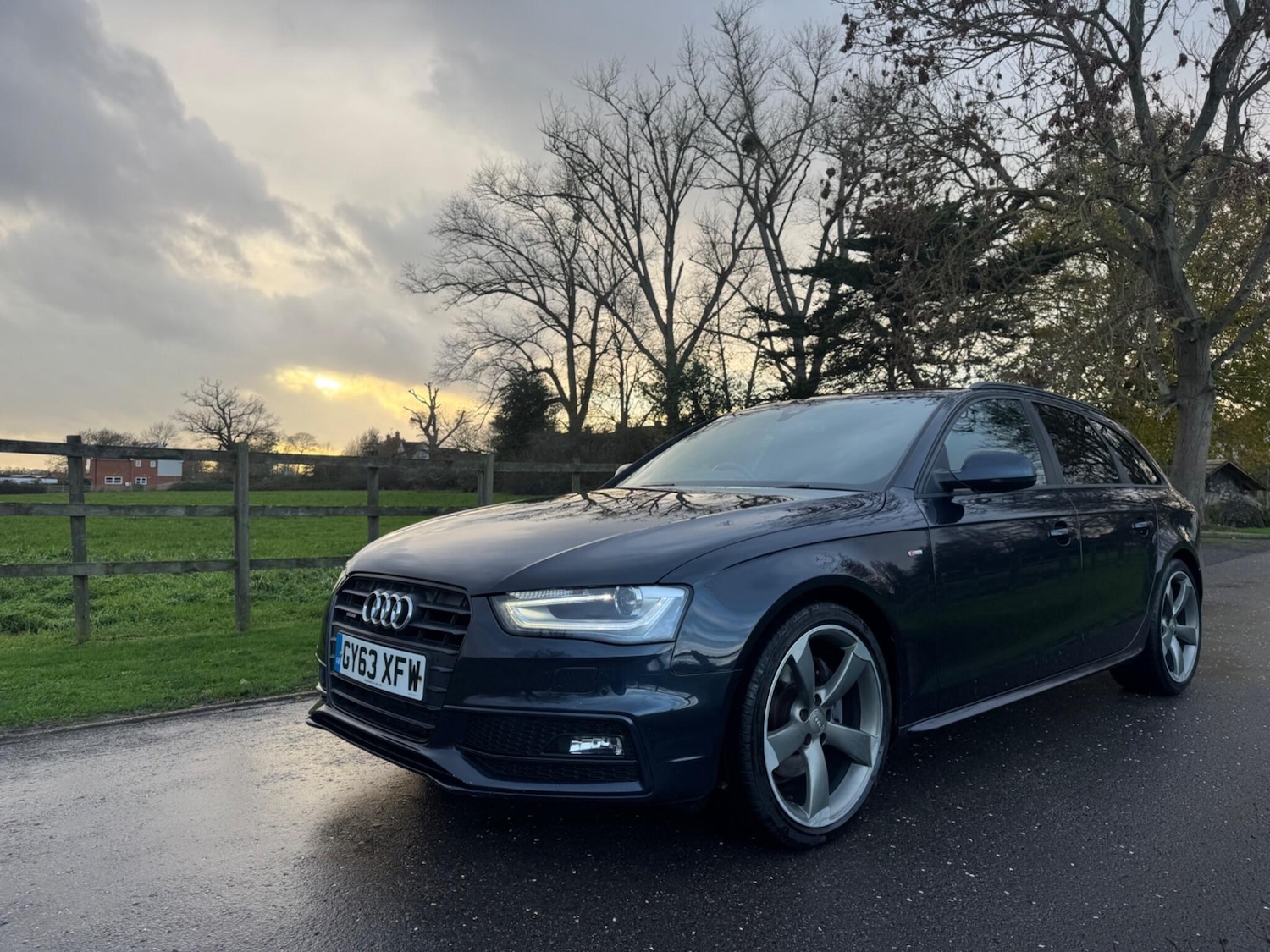 Used Audi A4 Avant 2014 for sale - 76865676: Photo 4