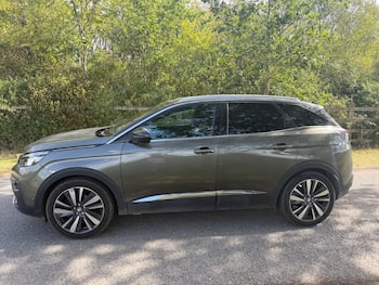 Used Peugeot 3008 2018 for sale - 79807508: Photo
