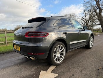 Used Porsche Macan 2017 for sale - 77016827: Photo