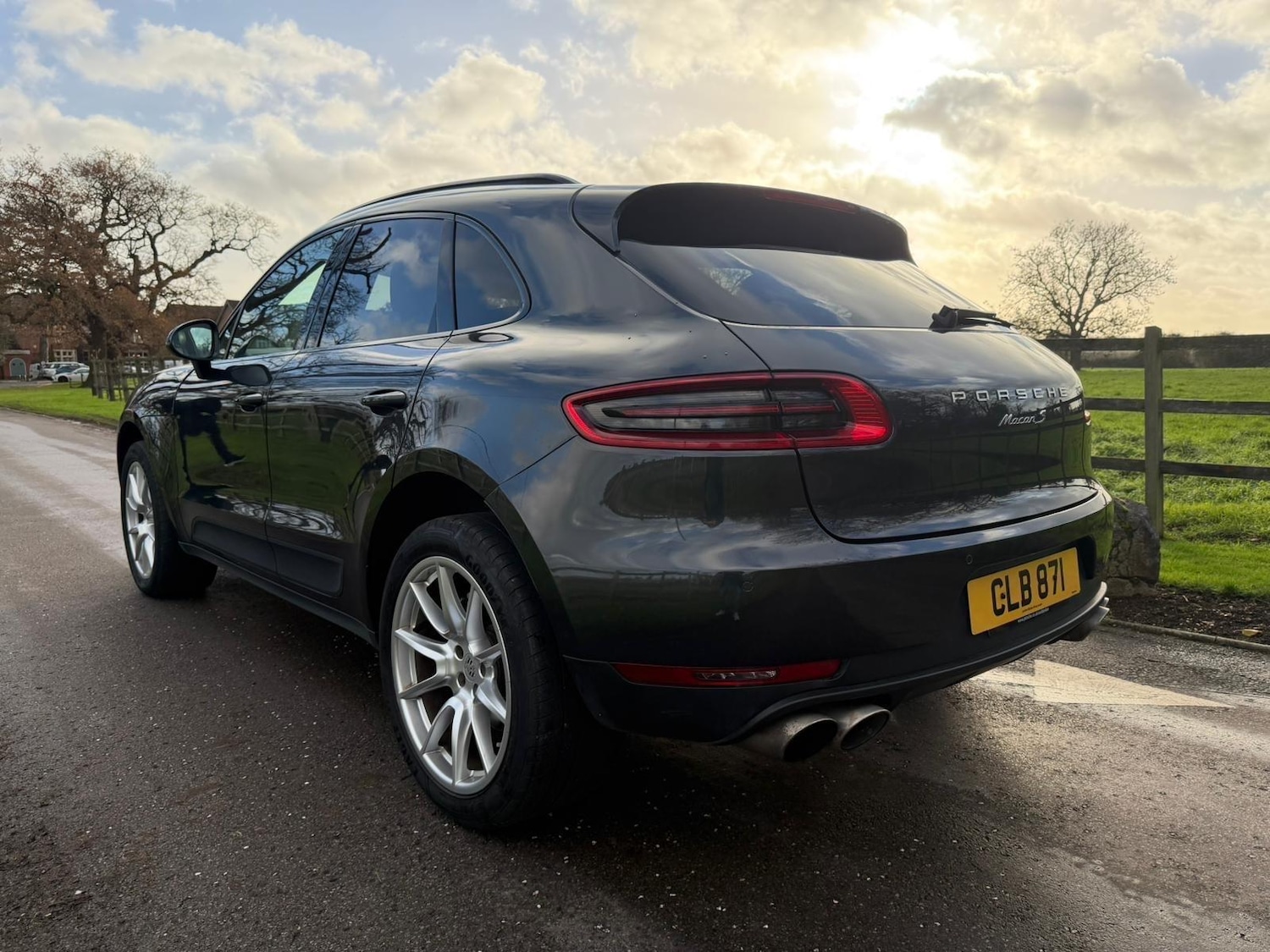 Used Porsche Macan for sale - 77016827: Photo 9