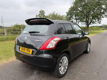 Used Suzuki Swift 2011 for sale - 78946270: Photo
