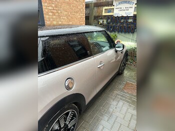 Used MINI Hatch 2023 for sale - 77331919: Photo