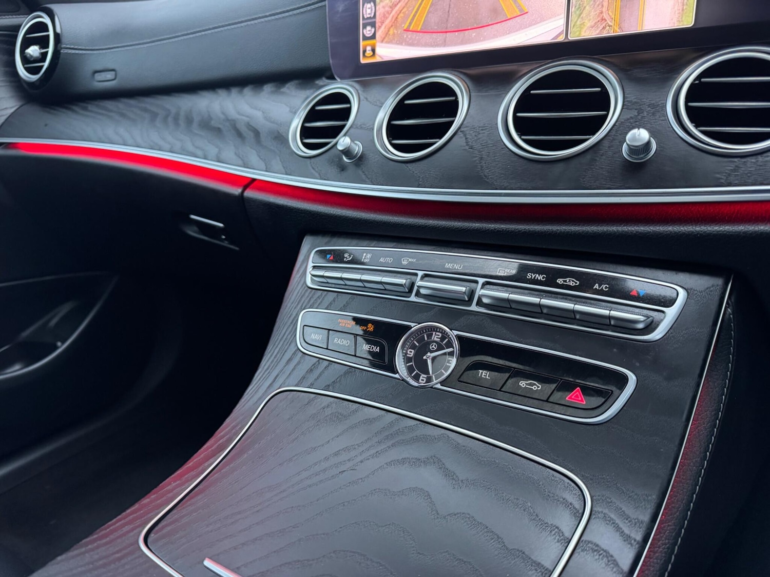 Used Mercedes-Benz E Class 2020 for sale - 77696688: Photo 10