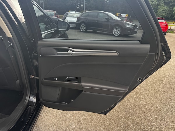 Used Ford Mondeo 2015 for sale - 75726346: Photo 29