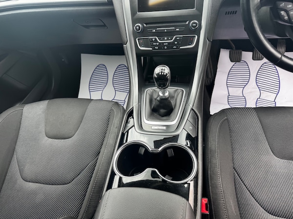 Used Ford Mondeo 2015 for sale - 75726346: Photo 41