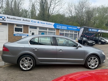 Used Skoda Superb 2013 for sale - 75726351: Photo