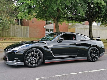Used Nissan GT-R 2009 for sale - 75816070: Photo