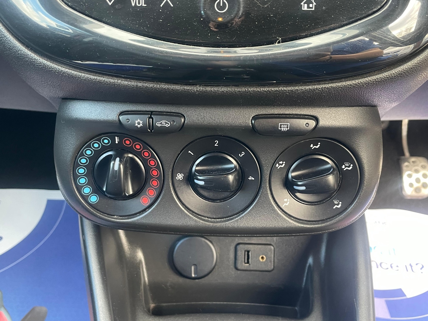 Used Vauxhall Corsa 2015 for sale - 76120138: Photo 26