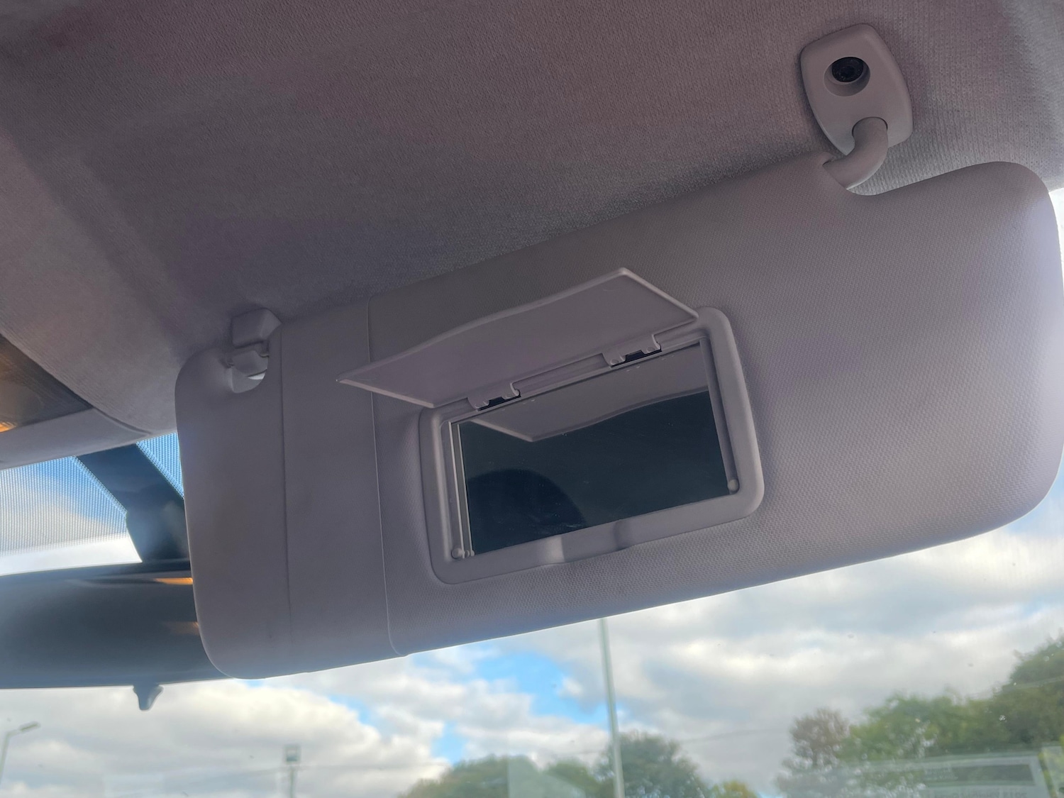 Used Vauxhall Corsa 2015 for sale - 76120138: Photo 31