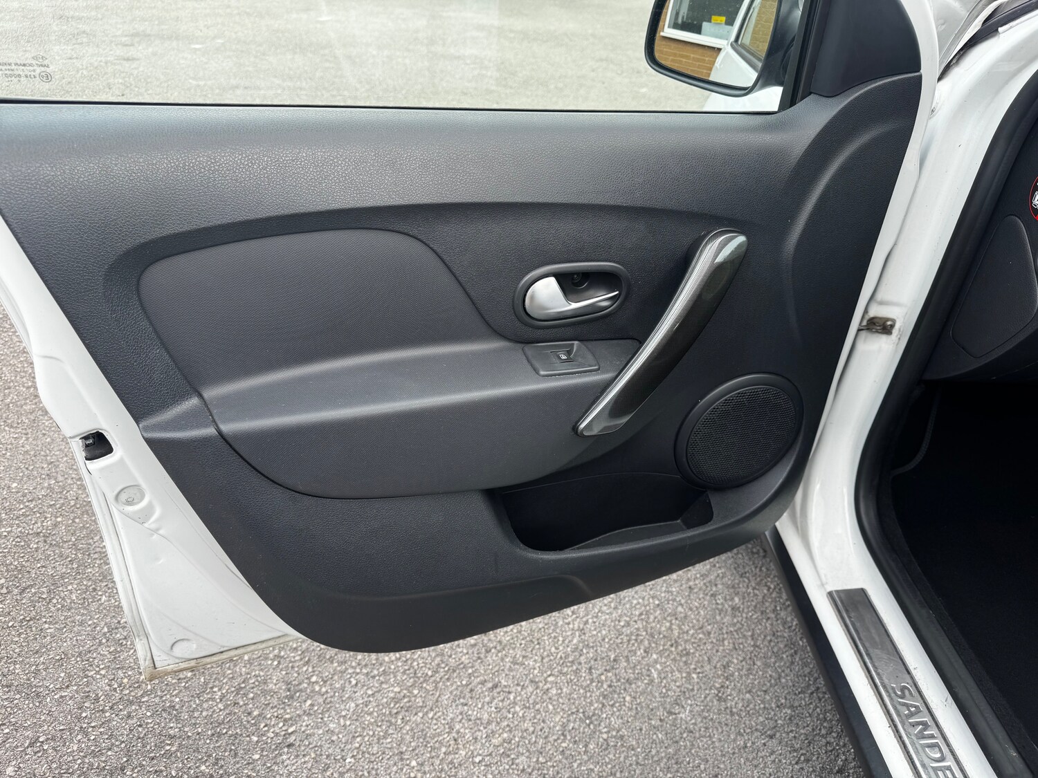 Used Dacia Sandero Stepway 2018 for sale - 76090076: Photo 24