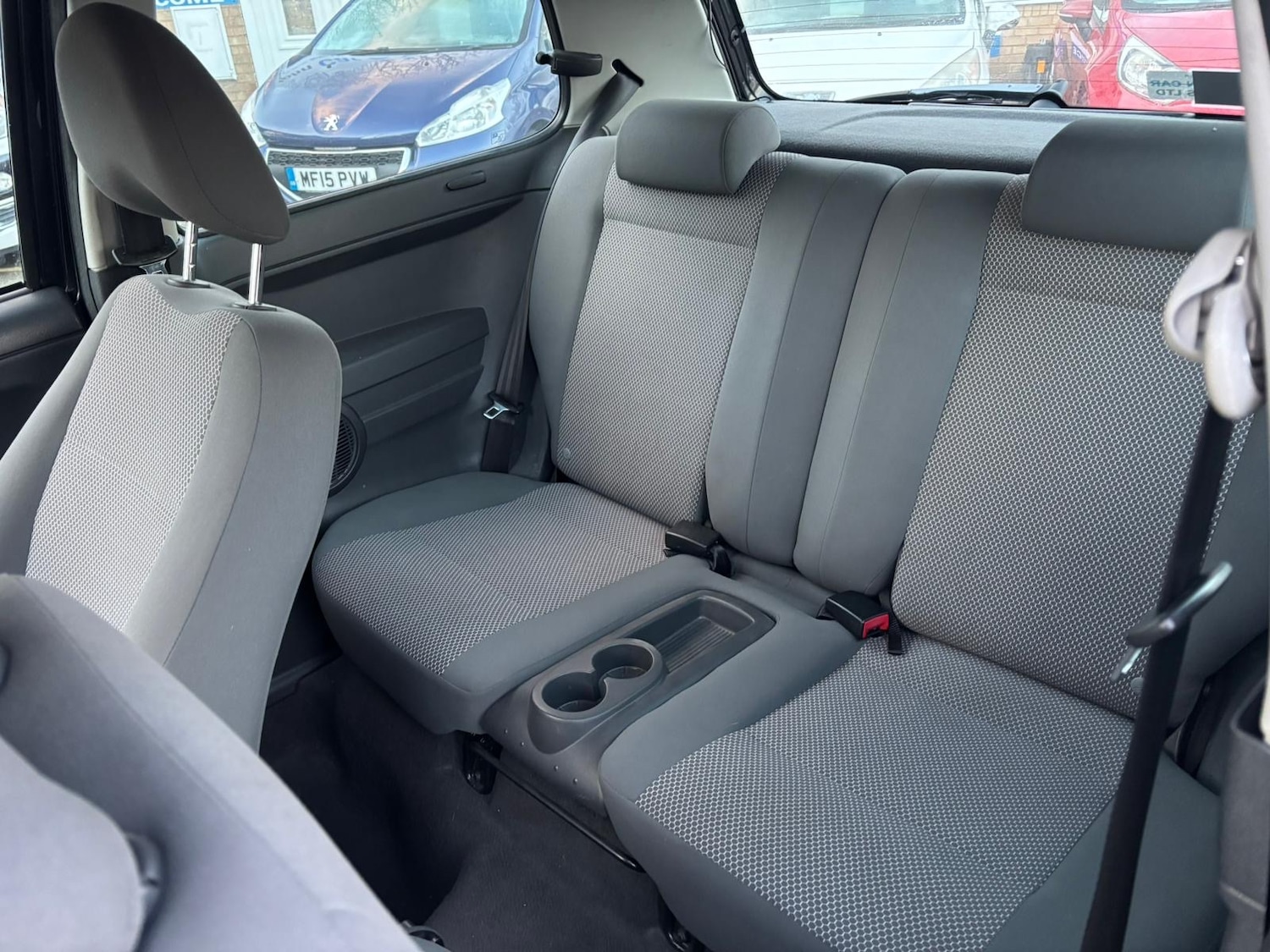 Used Volkswagen Fox 2010 for sale - 76574920: Photo 9