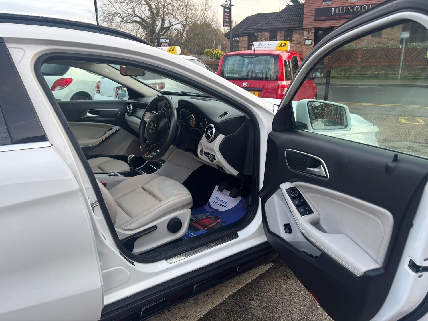 Used Mercedes-Benz GLA 2018 for sale - 76717629: Photo 37