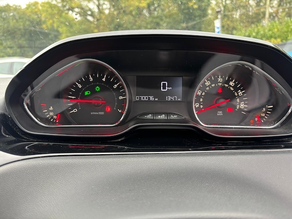 Used Peugeot 208 2015 for sale - 76224970: Photo 12