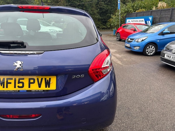 Used Peugeot 208 2015 for sale - 76224970: Photo 14
