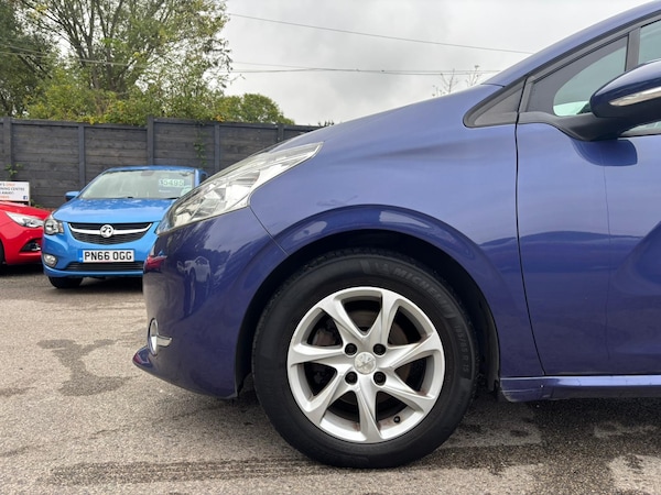 Used Peugeot 208 2015 for sale - 76224970: Photo 17