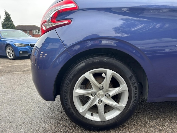 Used Peugeot 208 2015 for sale - 76224970: Photo 19