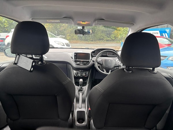 Used Peugeot 208 2015 for sale - 76224970: Photo 21