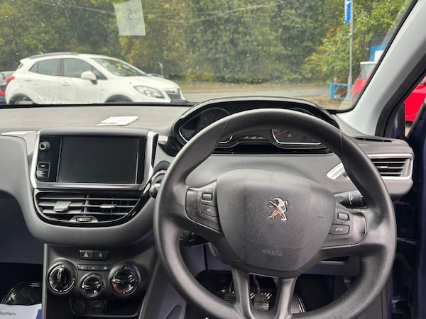 Used Peugeot 208 2015 for sale - 76224970: Photo 22