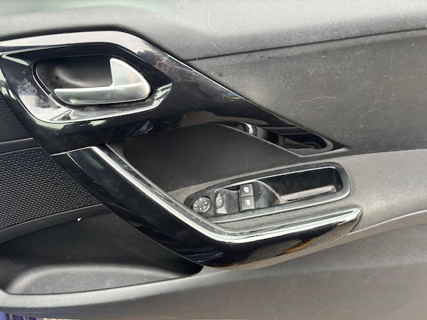 Used Peugeot 208 2015 for sale - 76224970: Photo 23