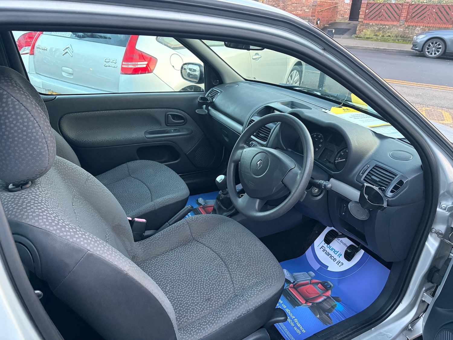 Used Renault Clio 2007 for sale - 77200841: Photo 12