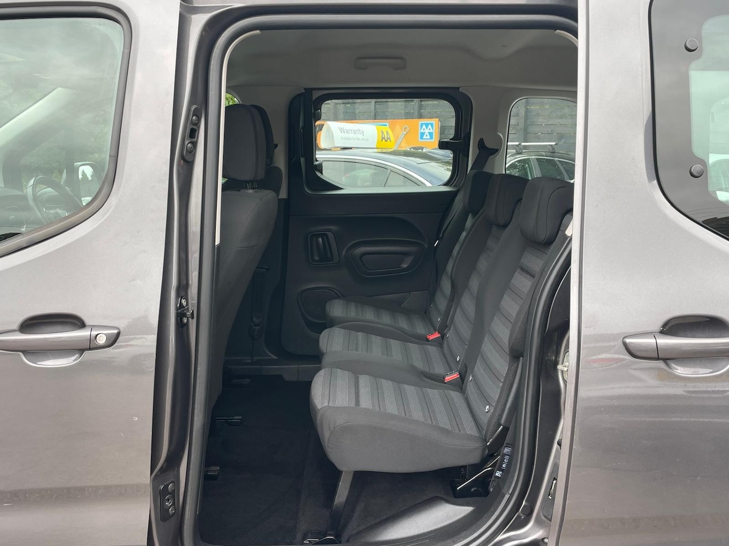 Vehicle 28