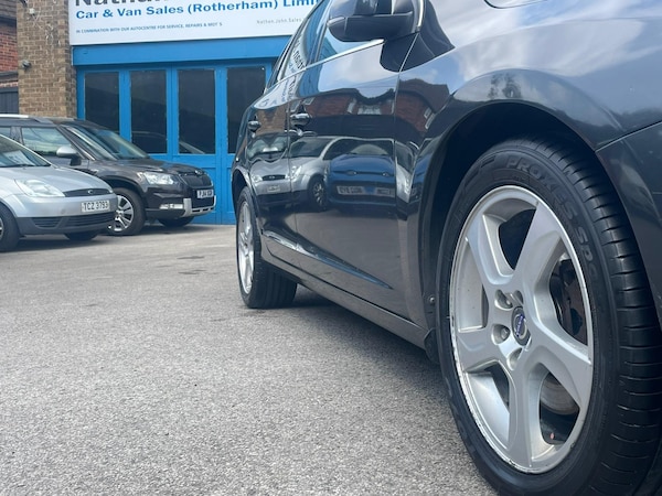 Used Volvo V60 2012 for sale - 75726322: Photo 10
