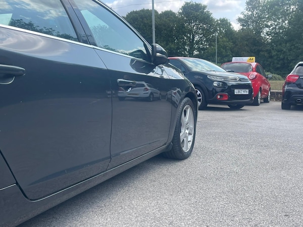 Used Volvo V60 2012 for sale - 75726322: Photo 5