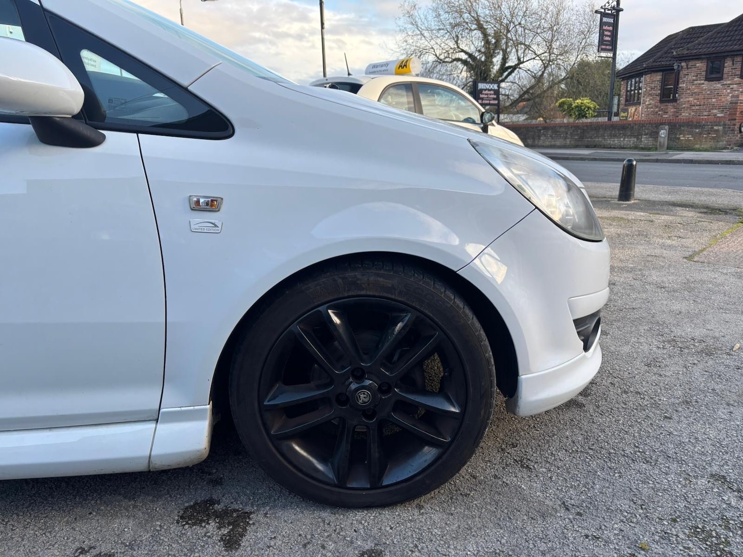 Used Vauxhall Corsa 2010 for sale - 76892352: Photo 29