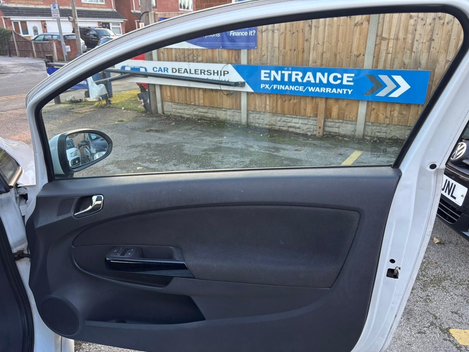 Used Vauxhall Corsa 2010 for sale - 76892352: Photo 33