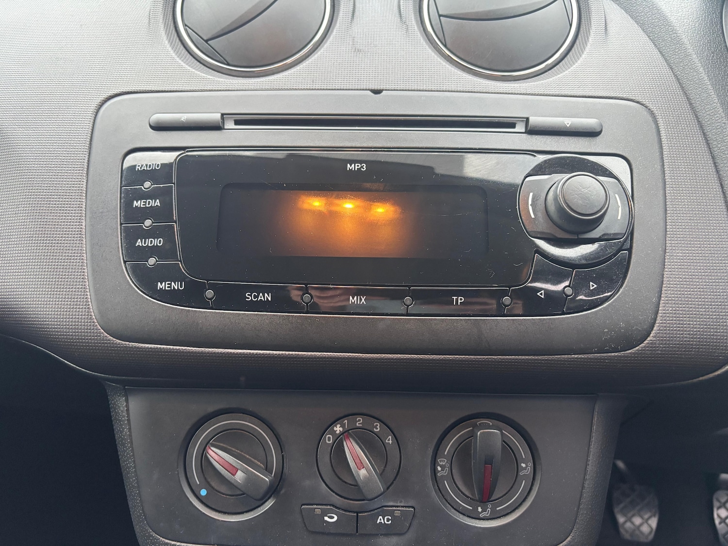 Used SEAT Ibiza 2012 for sale - 76972947: Photo 11