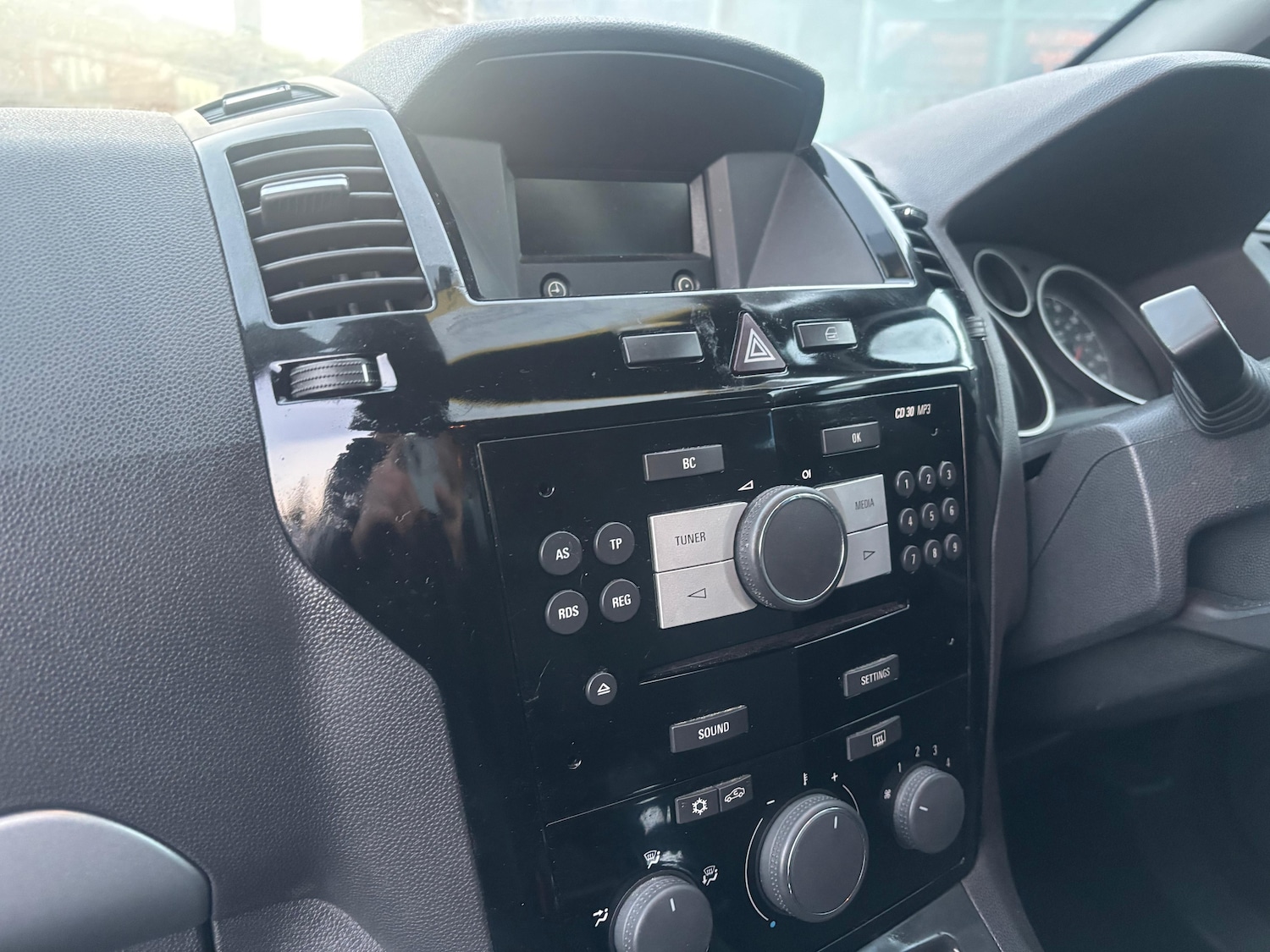 Used Vauxhall Zafira 2013 for sale - 76875142: Photo 13