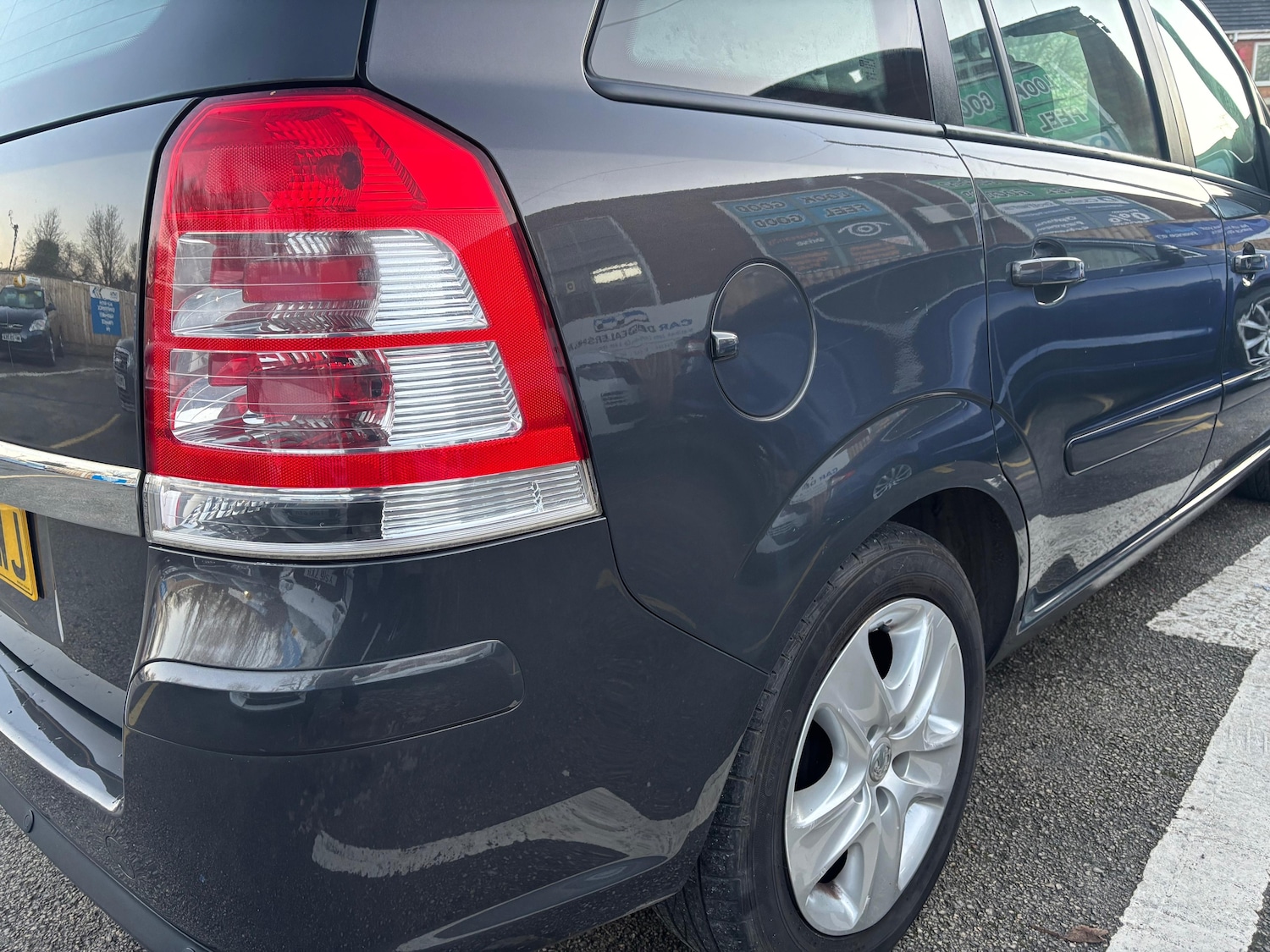 Used Vauxhall Zafira 2013 for sale - 76875142: Photo 24