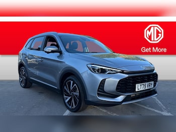 2025 (75) - 1.5 Hybrid+ Trophy 5dr Auto Hybrid Hatchback