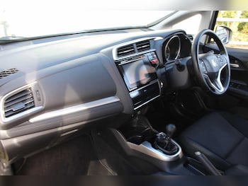 Used Honda Jazz 2016 for sale - 76440960: Photo