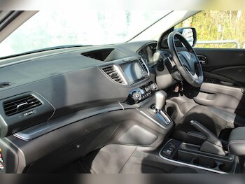 Used Honda CR-V 2017 for sale - 77808154: Photo