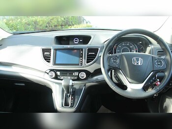 Used Honda CR-V 2017 for sale - 77808154: Photo