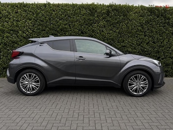 Used Toyota C-HR 2022 for sale - 79412849: Photo