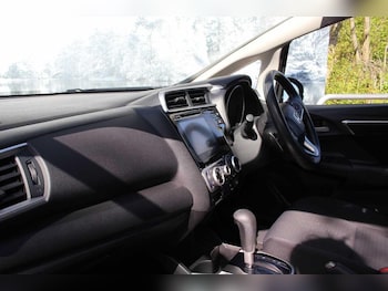 Used Honda Jazz 2018 for sale - 78157666: Photo