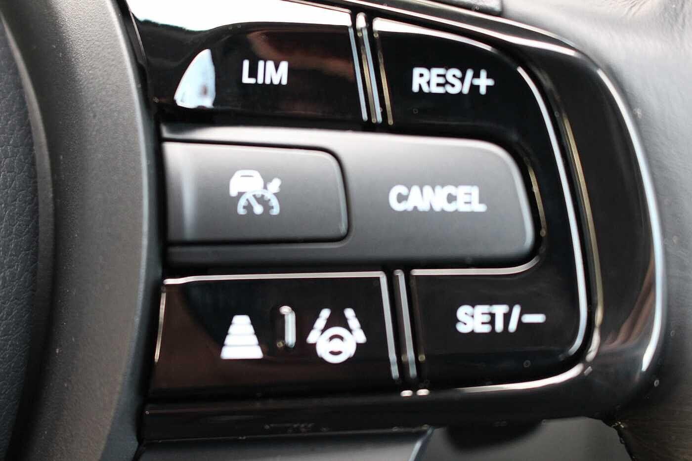 Used Honda HR-V 2023 for sale - 76399131: Photo 25