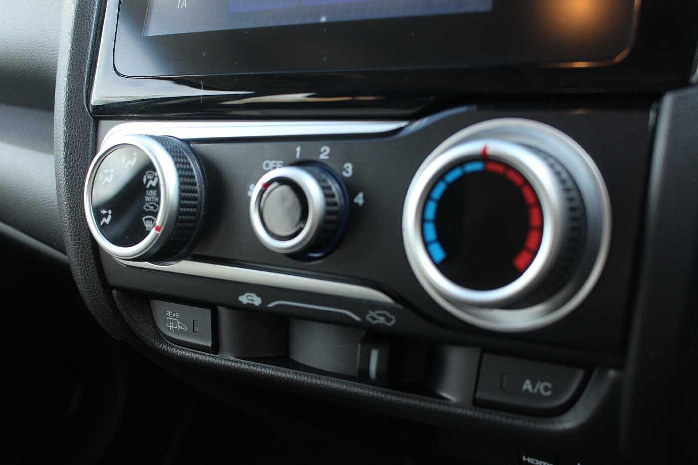 Used Honda Jazz 2019 for sale - 78072558: Photo 14