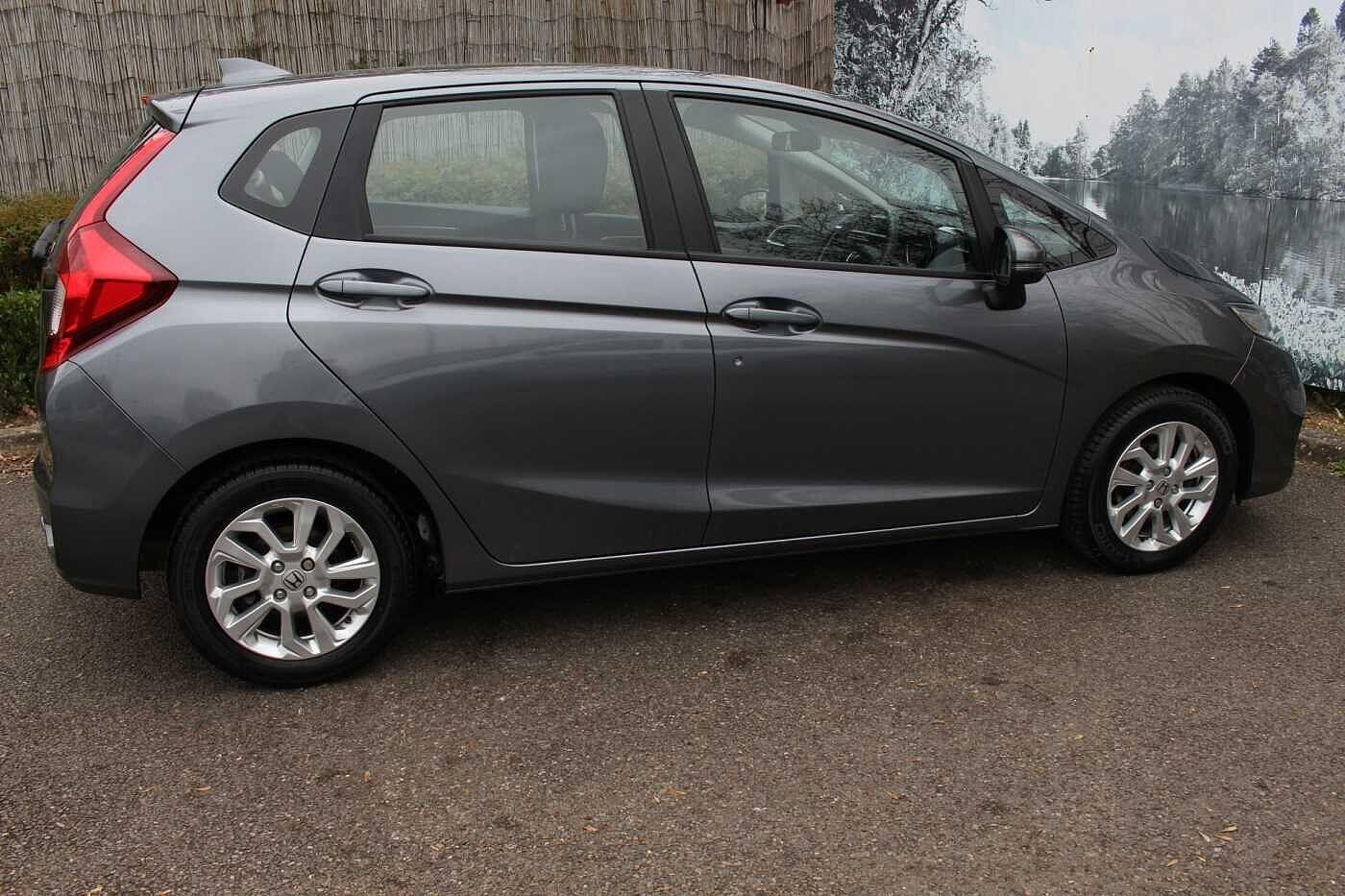 Used Honda Jazz 2019 for sale - 78072558: Photo 5