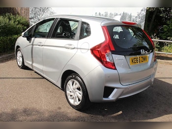 Used Honda Jazz 2017 for sale - 78684419: Photo