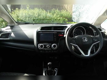 Used Honda Jazz 2017 for sale - 78684419: Photo