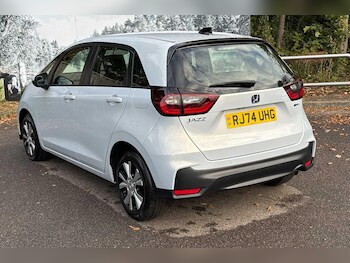 Used Honda Jazz 2024 for sale - 76632690: Photo